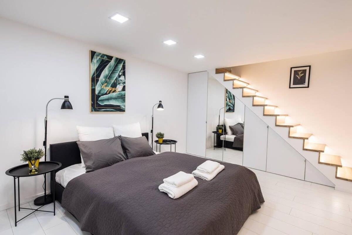 Renovated Design Apartment Close To The Danube Budapest Ngoại thất bức ảnh