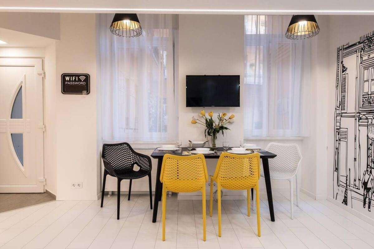 Renovated Design Apartment Close To The Danube Budapest Ngoại thất bức ảnh