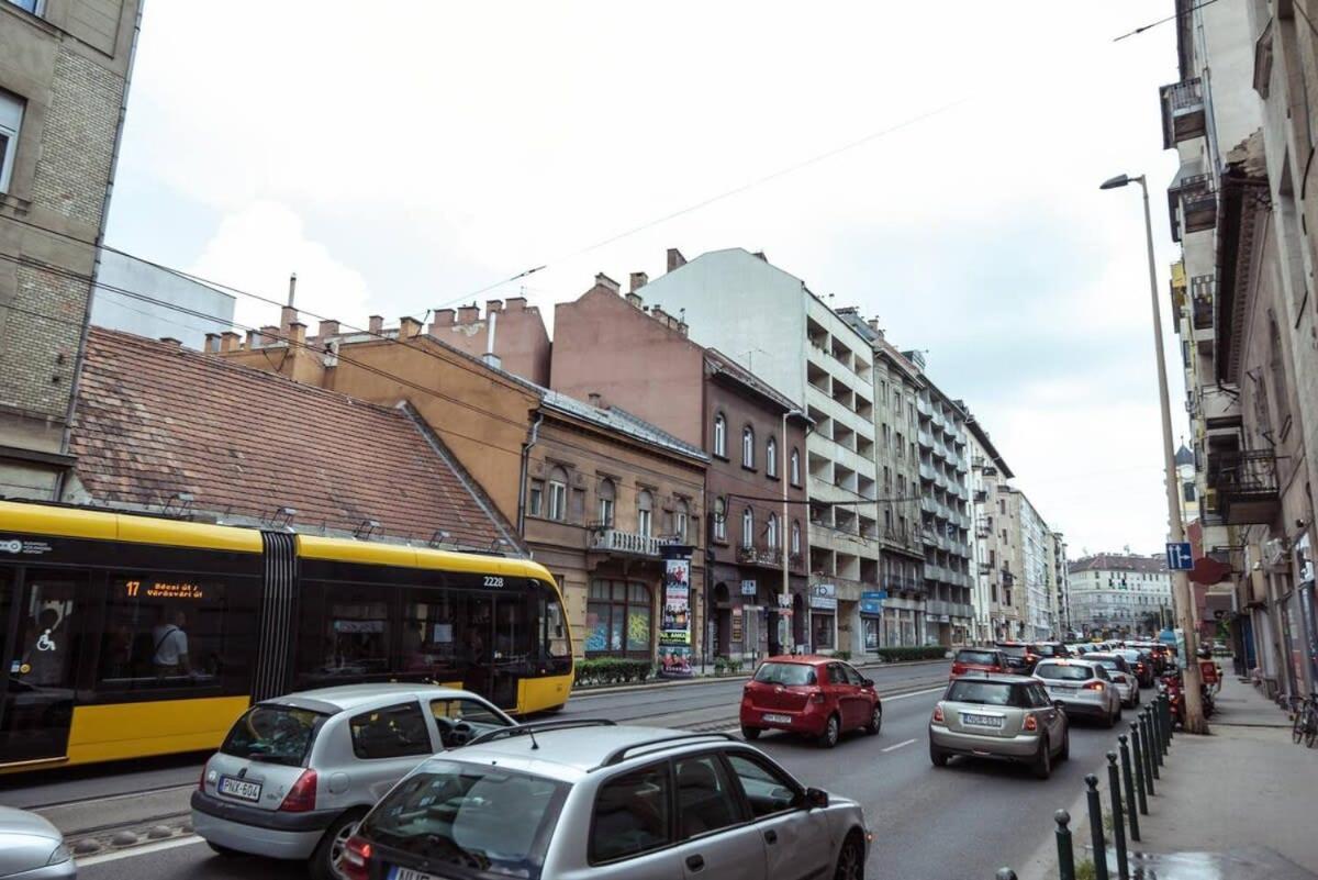 Renovated Design Apartment Close To The Danube Budapest Ngoại thất bức ảnh