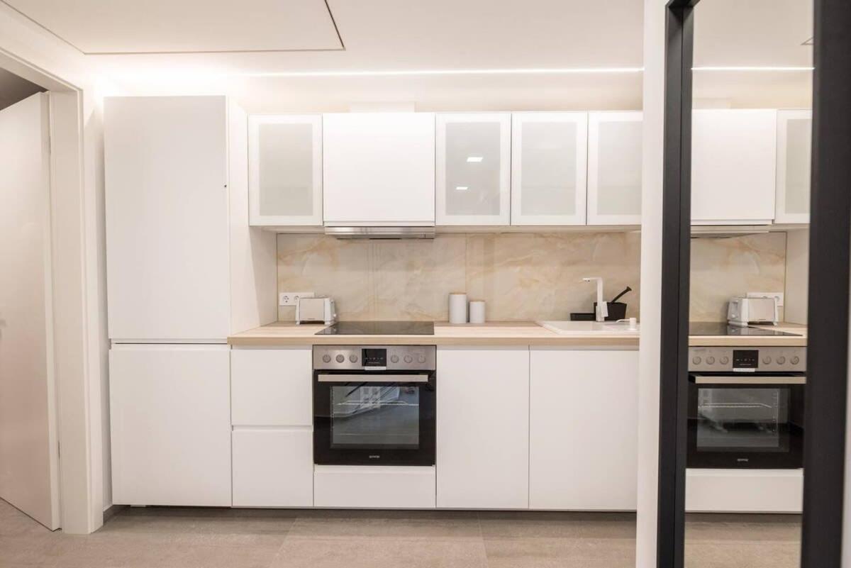 Renovated Design Apartment Close To The Danube Budapest Ngoại thất bức ảnh